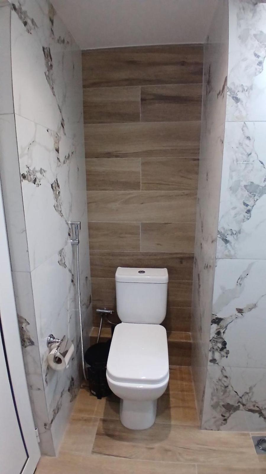 Rentrooms Geni Pensión